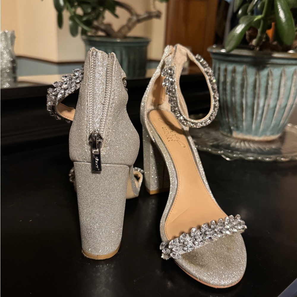 Jewel Badgley Mischka Silver Embellished Heels